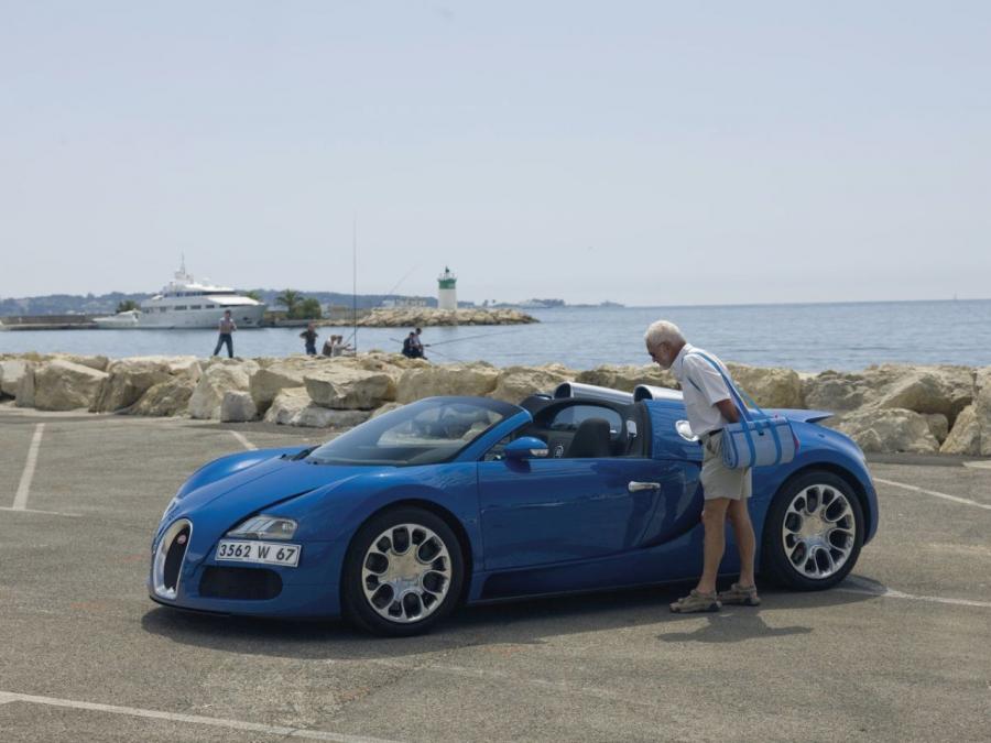  Bugatti Veyron 16.4 Grand Sport Roadster 2008 года  (фото 16 из 186)